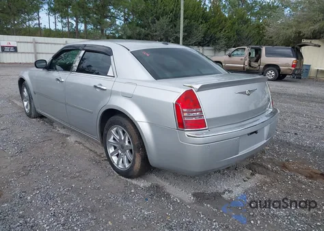 2006 Chrysler 300C из США, поврежденный, VIN 2C3LA63H86H290219